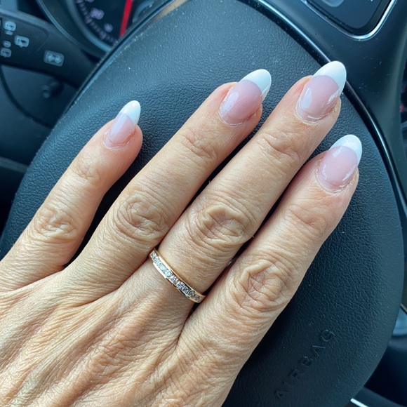 14k Solid Yellow Gold Wedding Band Classic Ring 3mm - Picture 4 of 16